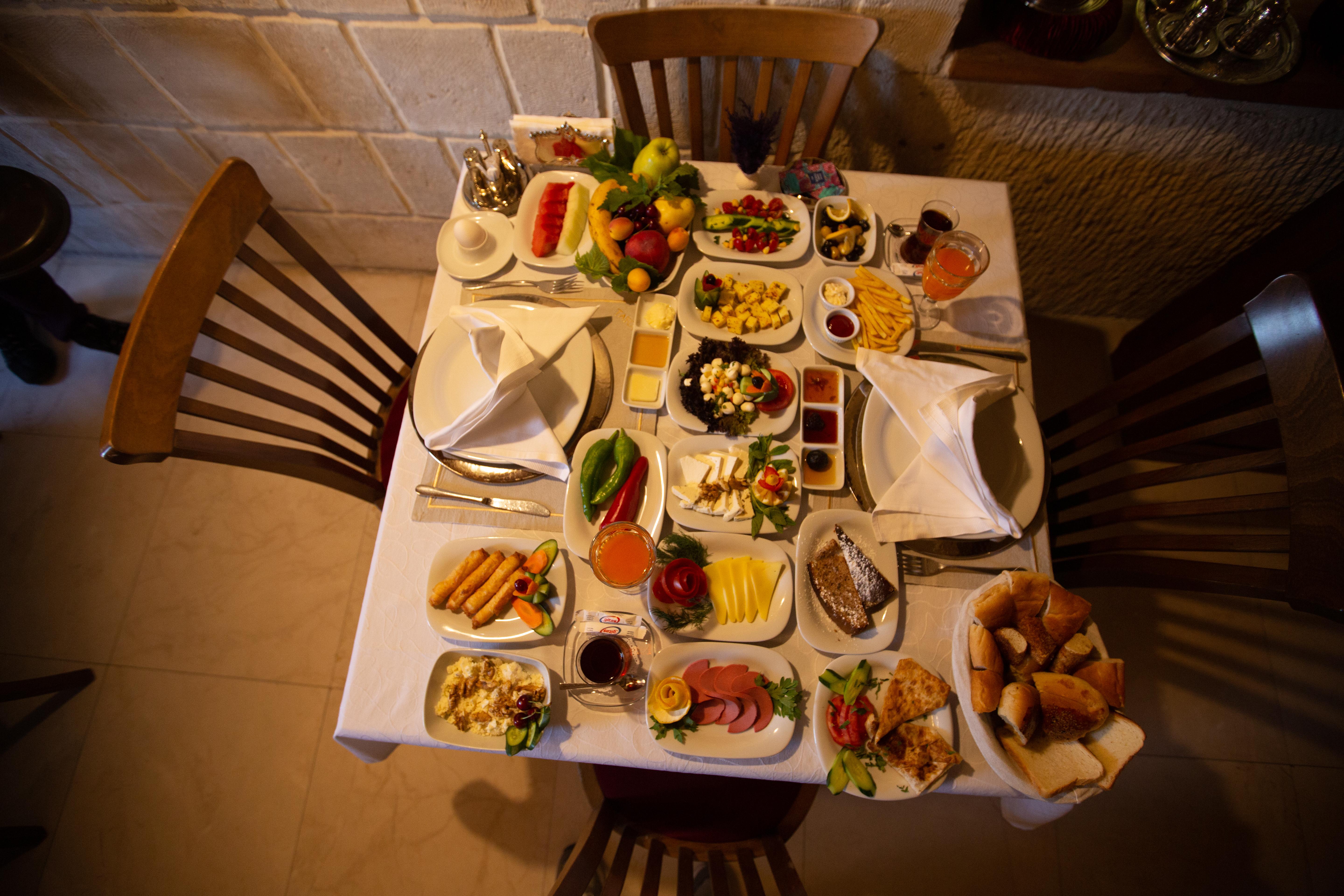 Tafoni Houses Cave Hotel Ortahisar Buitenkant foto