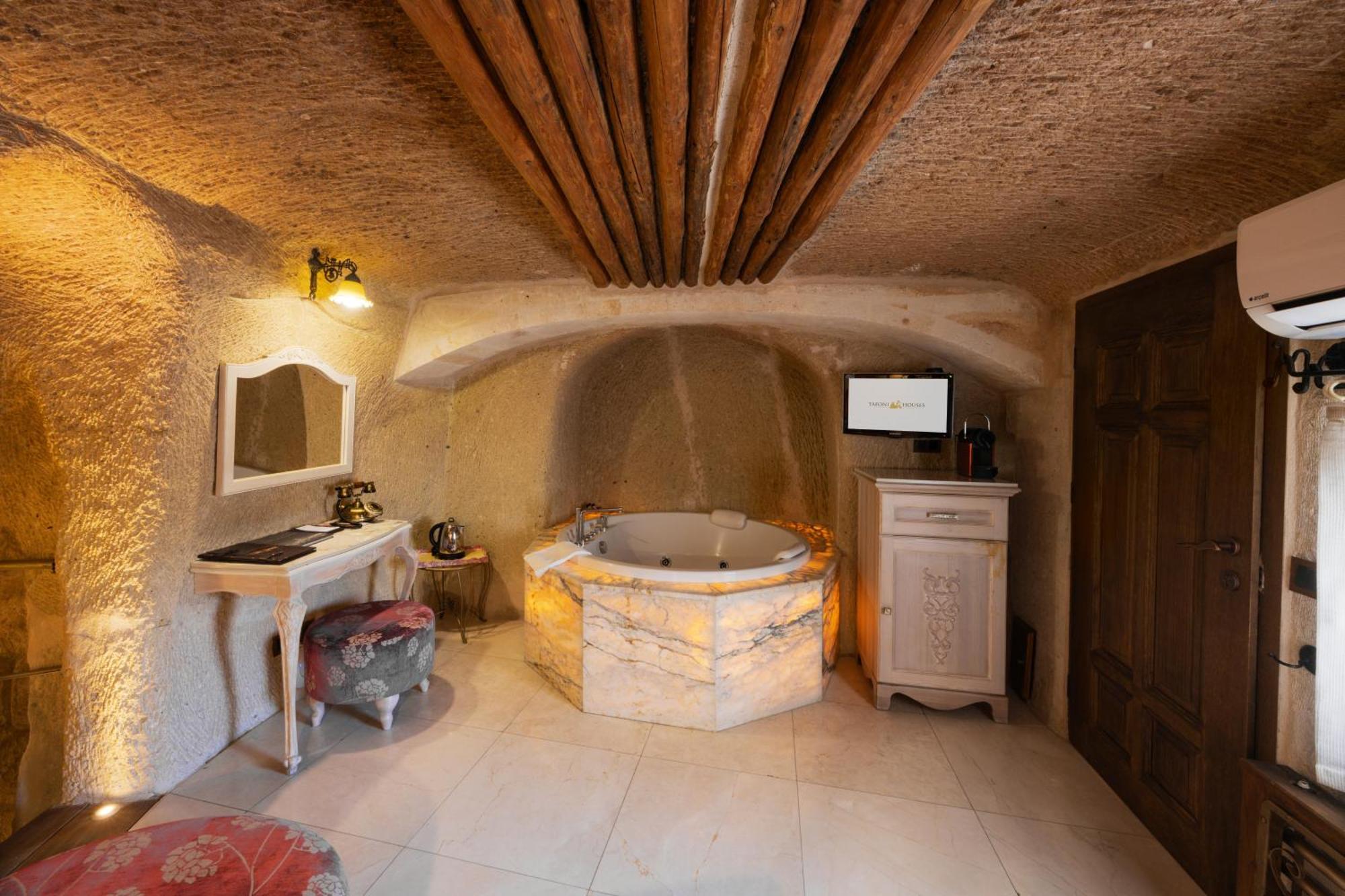 Tafoni Houses Cave Hotel Ortahisar Buitenkant foto