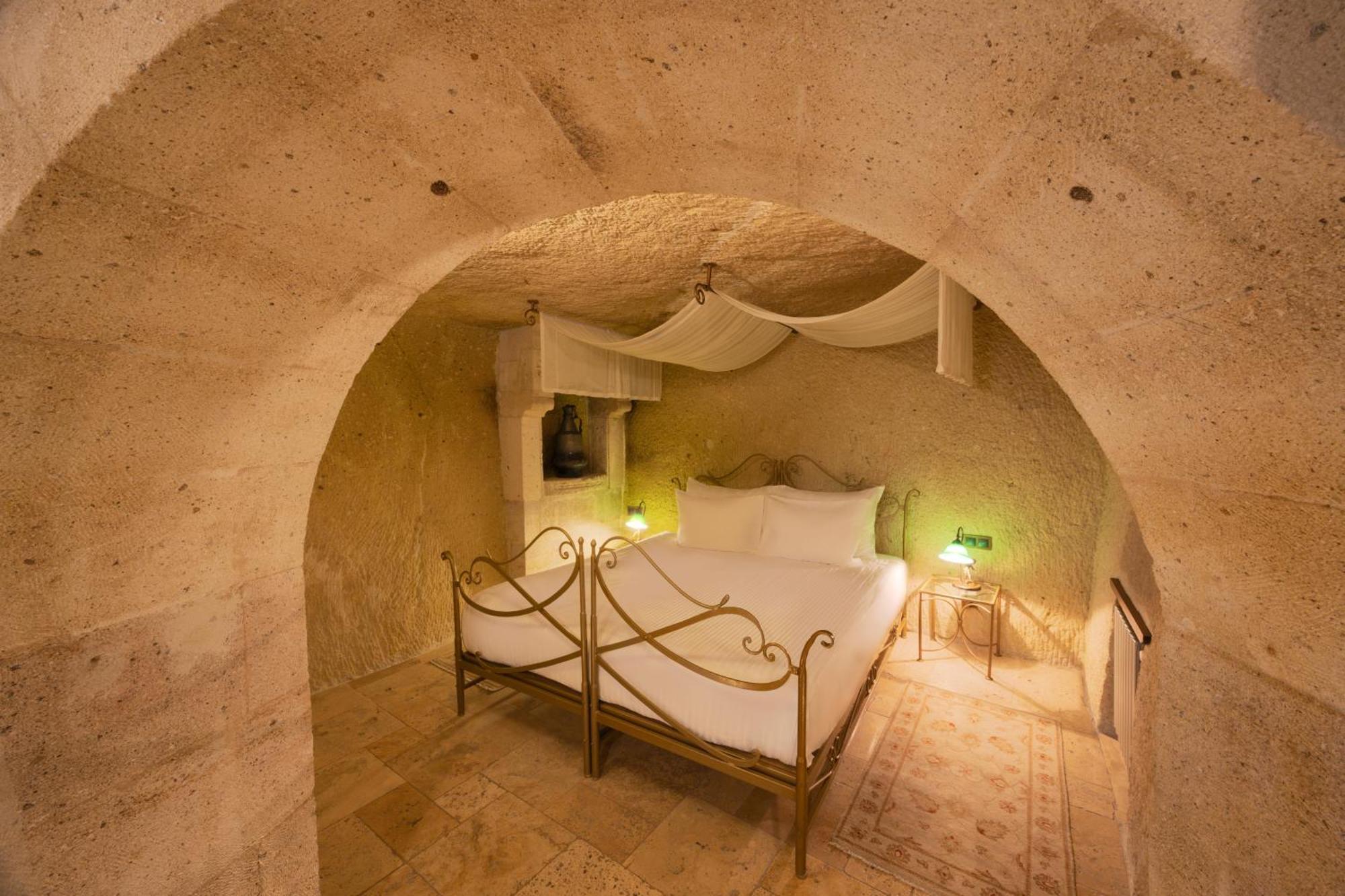 Tafoni Houses Cave Hotel Ortahisar Buitenkant foto